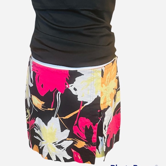 CACHE - Vintage Bright Floral Skort. - Picture 2 of 11